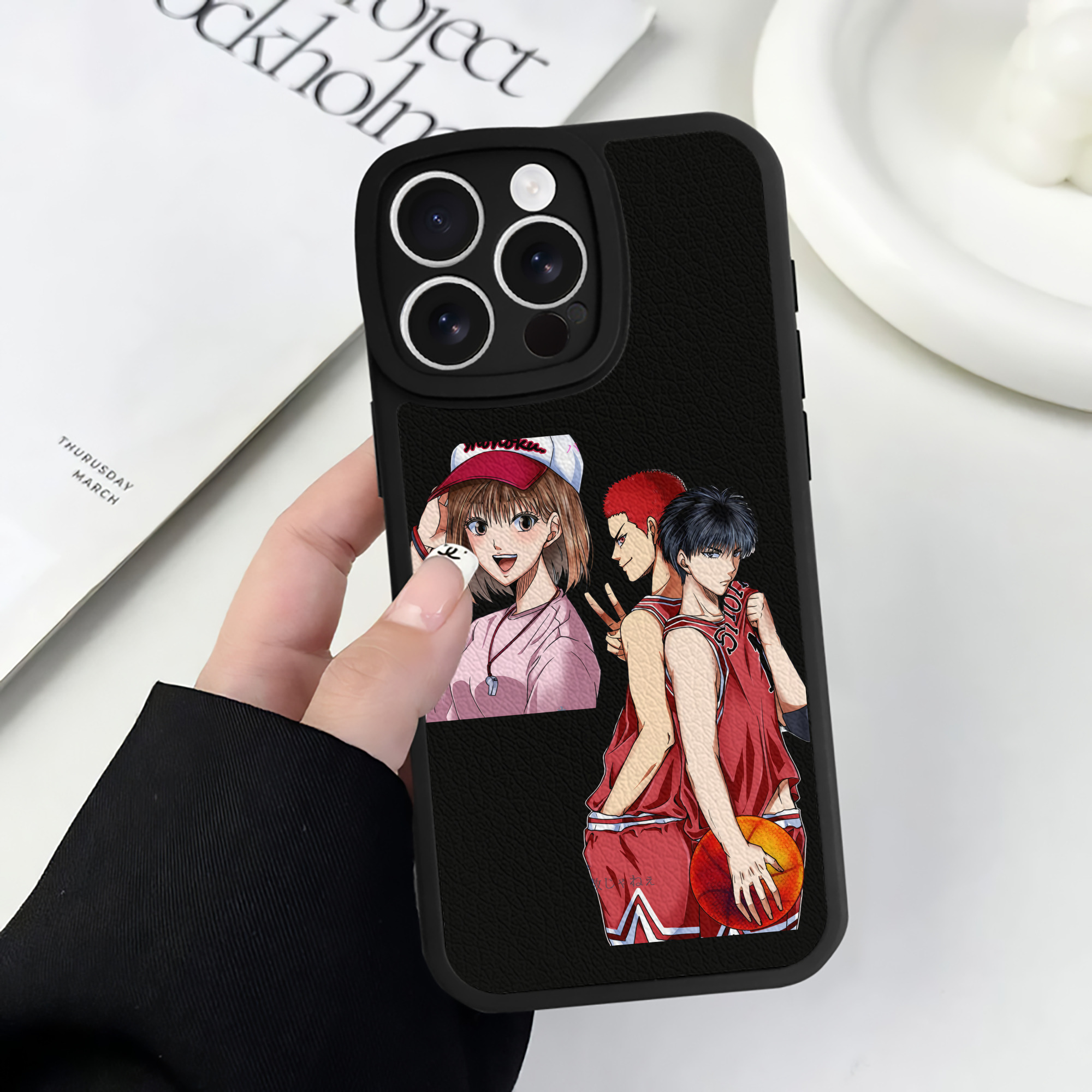 （画像用） SLAM DUNK／スラムダンク 【iPhone 16シリーズ対応】シリコンスマホケース（レザー調） 材質：シリコン